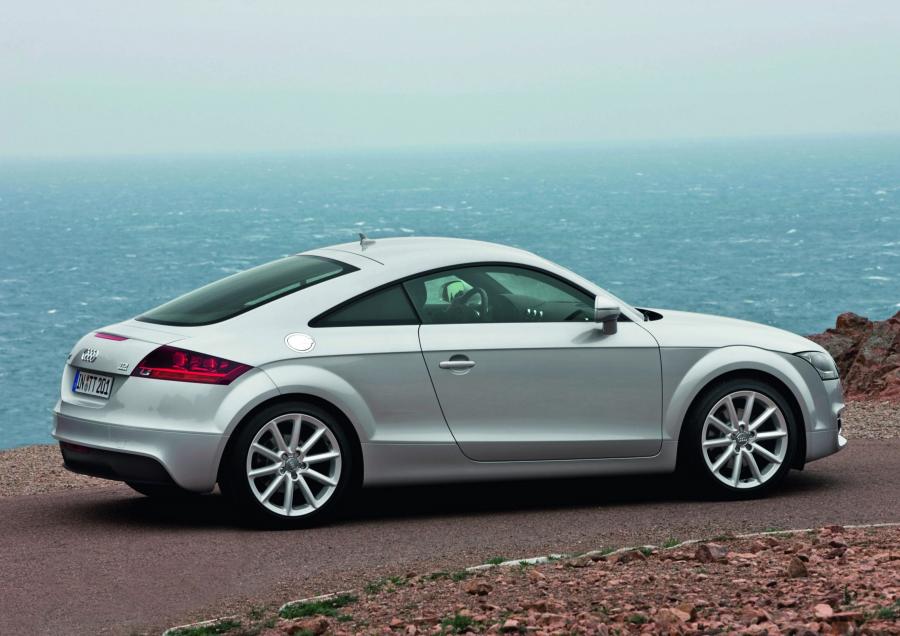  Audi TT 2.0 TDI Quattro Coupe (8J) 2010 года  (WW) (фото 16 из 26)